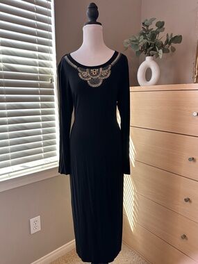 Vince Camuto Black Long-Sleeve Maxi Dress with Gold Neck Embellishment